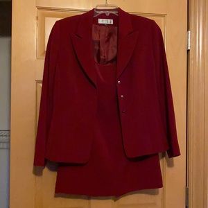 Tahari Women’s Skirt Suit - Deep Red